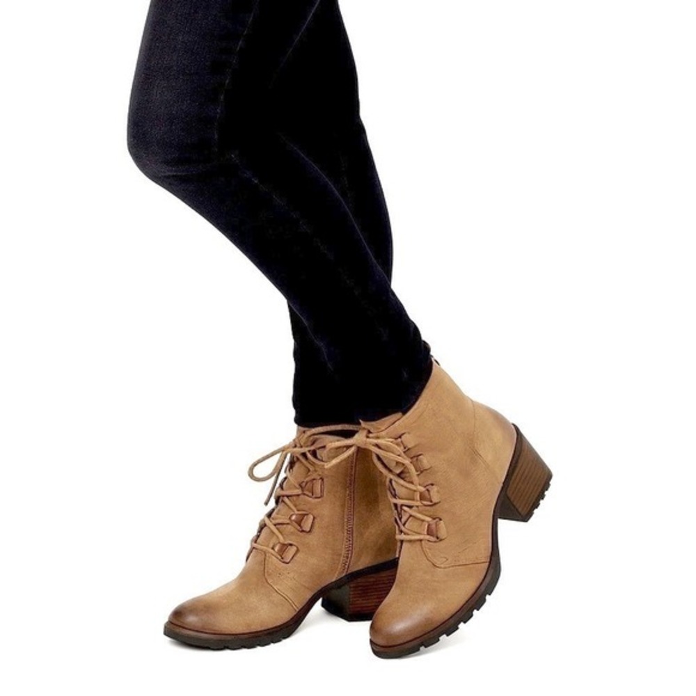 Sorel‎ Lolla II Lace Waterproof Leather Boots Brown Tan Ankle Heel 11 23-02